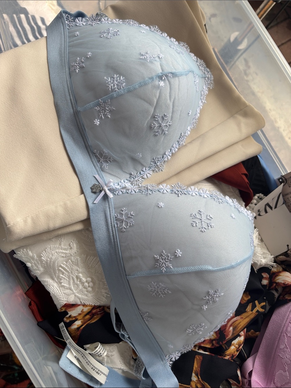 PINK Victoria's Secret Light Blue Embroidered Lace Wireless Bra